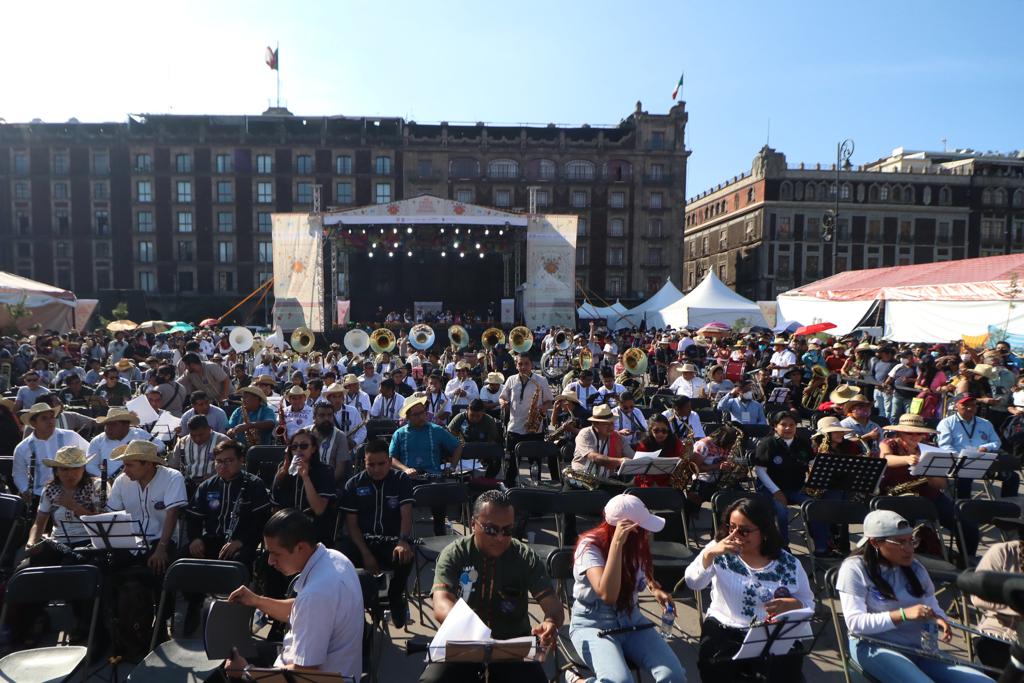 Banda Monumental Oaxaqueña