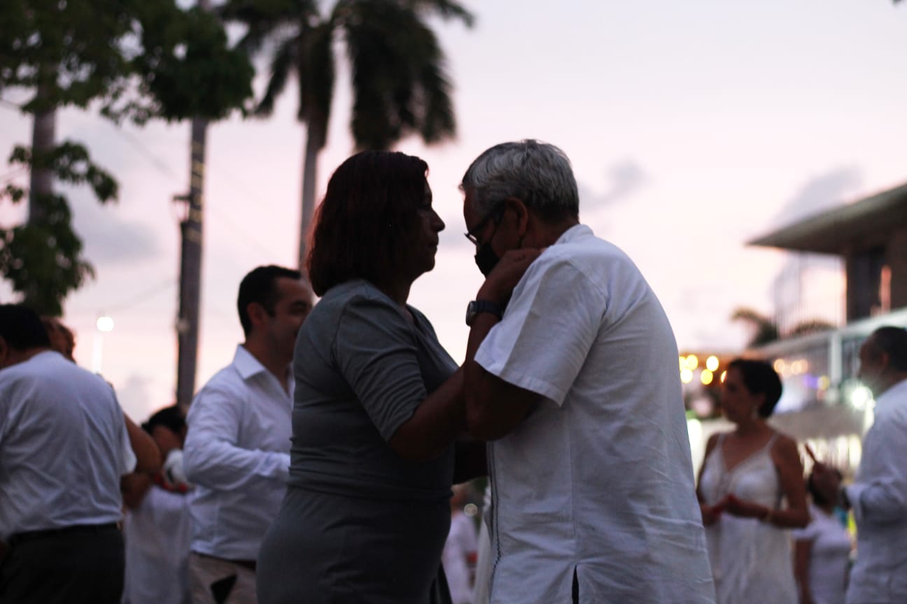 danzón-zocalo-acapulco