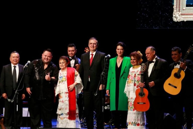 Rinden homenaje a Los Panchos en el VII Festival Mundial del Bolero